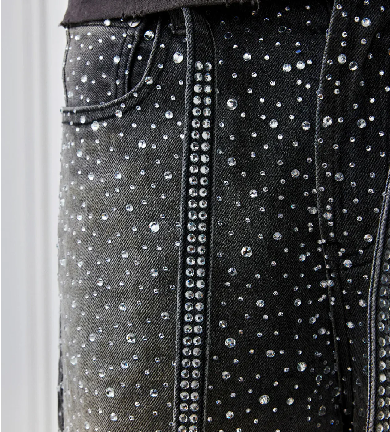 Birth of Royal Child 3D Printing Washed 20K Swarovski Diamond Boro Denim Pants Black - Image 3