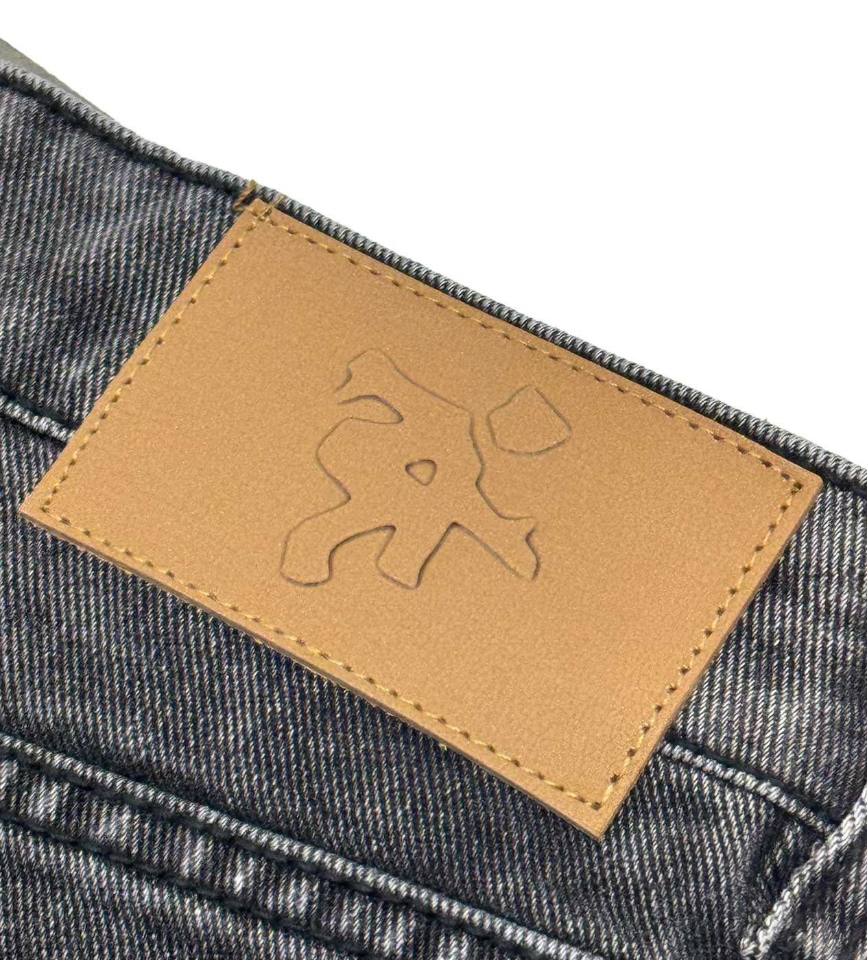 Project Capri Triple Pocket Jorts Black - Image 4